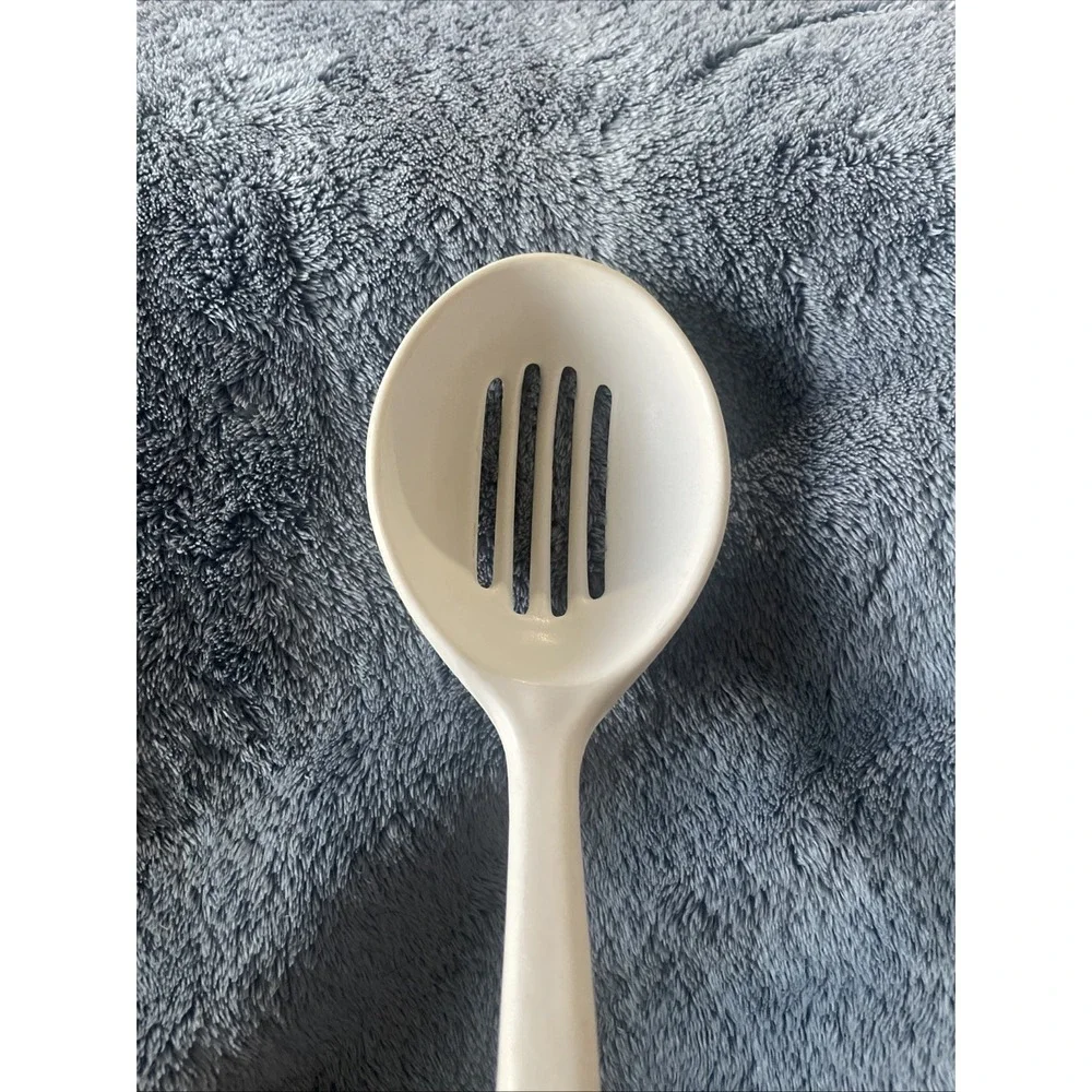 Vintage White Fruit Design MELAMINE WARE‎ SLOTTED SPATULA & SERVING SPOON